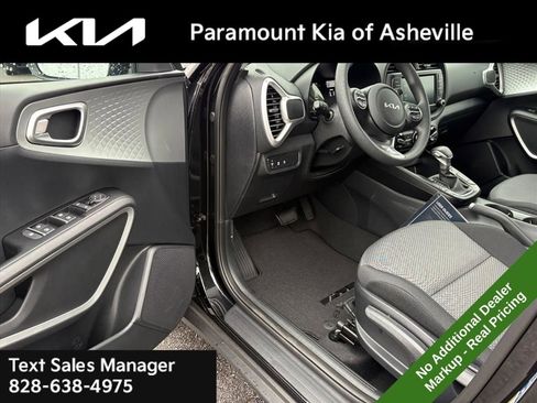 New 2025 Kia Soul LX w/ LX Technology Package image 14