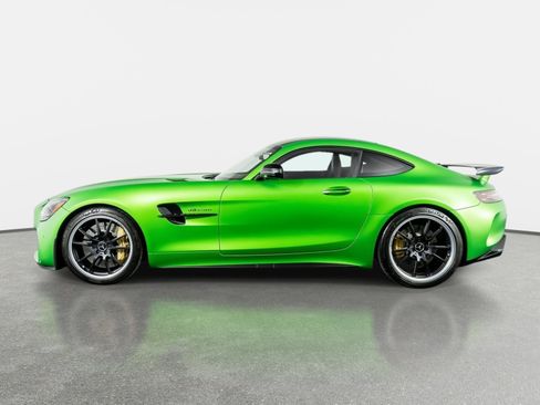 Used 2020 Mercedes-Benz AMG GT R image 15