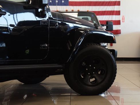 Used 2017 Jeep Wrangler Rubicon AWD/4WD image 62