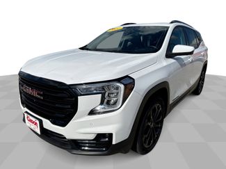 Used 2022 GMC Terrain SLT w/ Tech Package image 1