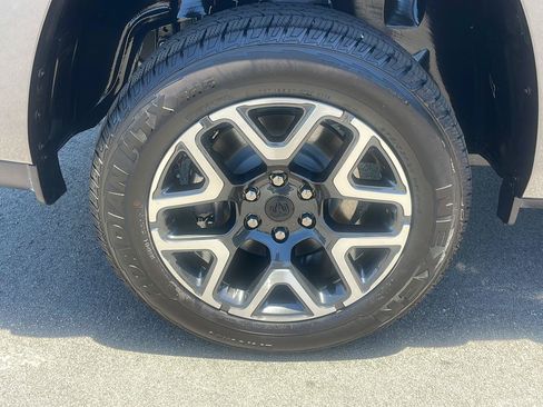 Certified 2026 RAM 1500 Laramie w/ Laramie Preferred Package AWD/4WD image 11