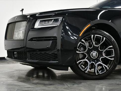 Used 2023 Rolls-Royce Ghost Black Badge w/ Black Badge Ghost Package AWD/4WD image 2