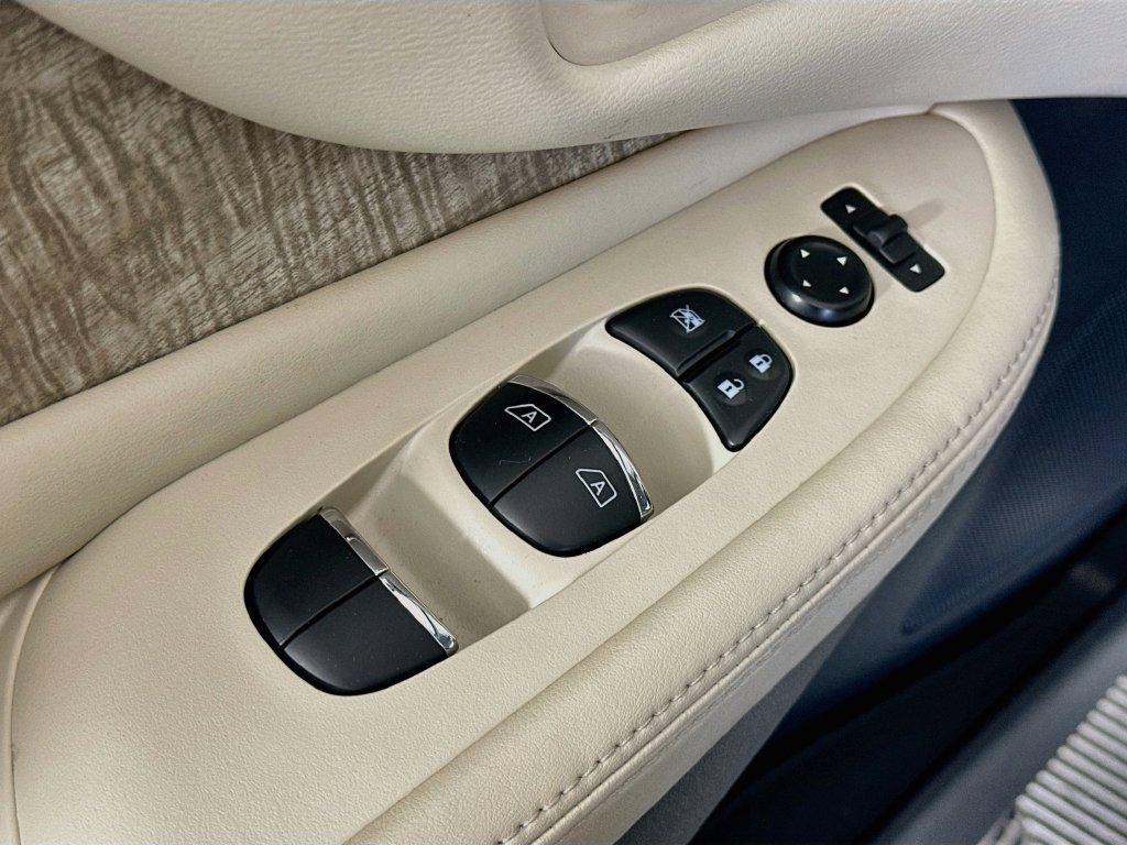 Certified 2024 Nissan Murano SL AWD/4WD image 25