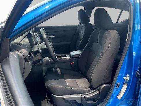 Certified 2025 Nissan Sentra SV FWD image 8