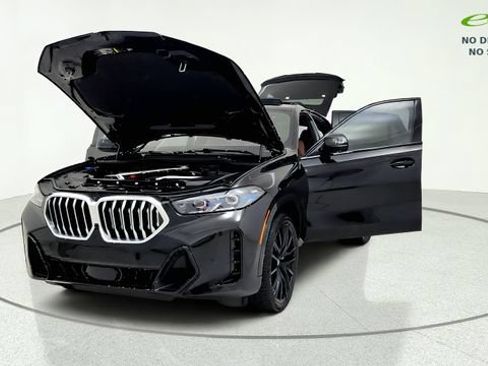 Used 2025 BMW X6 xDrive40i w/ Executive Package AWD/4WD image 13