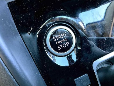 New 2025 Nissan Versa SV w/ Trunk Package image 19