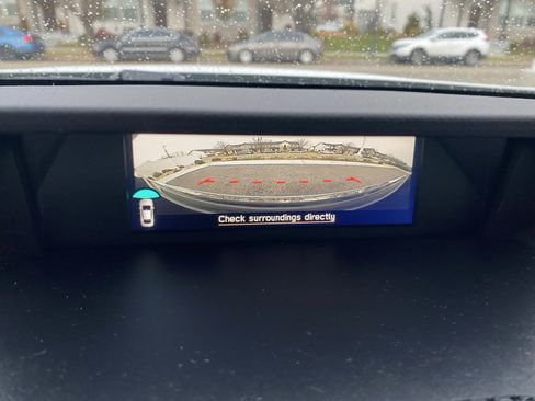 Used 2022 Subaru Ascent Touring image 33