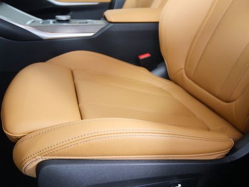 New 2026 BMW 330i xDrive Sedan w/ Premium Package image 9