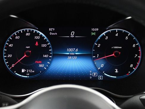 Used 2022 Mercedes-Benz GLC 300 image 33