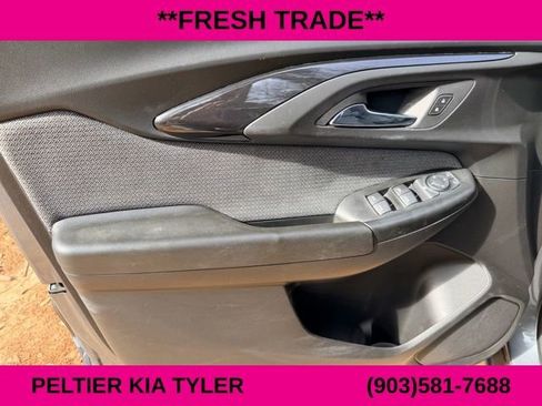 Used 2021 Chevrolet TrailBlazer LT image 14