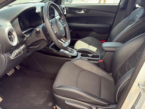 Used 2024 Kia Forte GT-Line FWD image 5