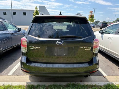 Used 2017 Subaru Forester 2.5i Limited w/ Popular Package #1 AWD/4WD image 5