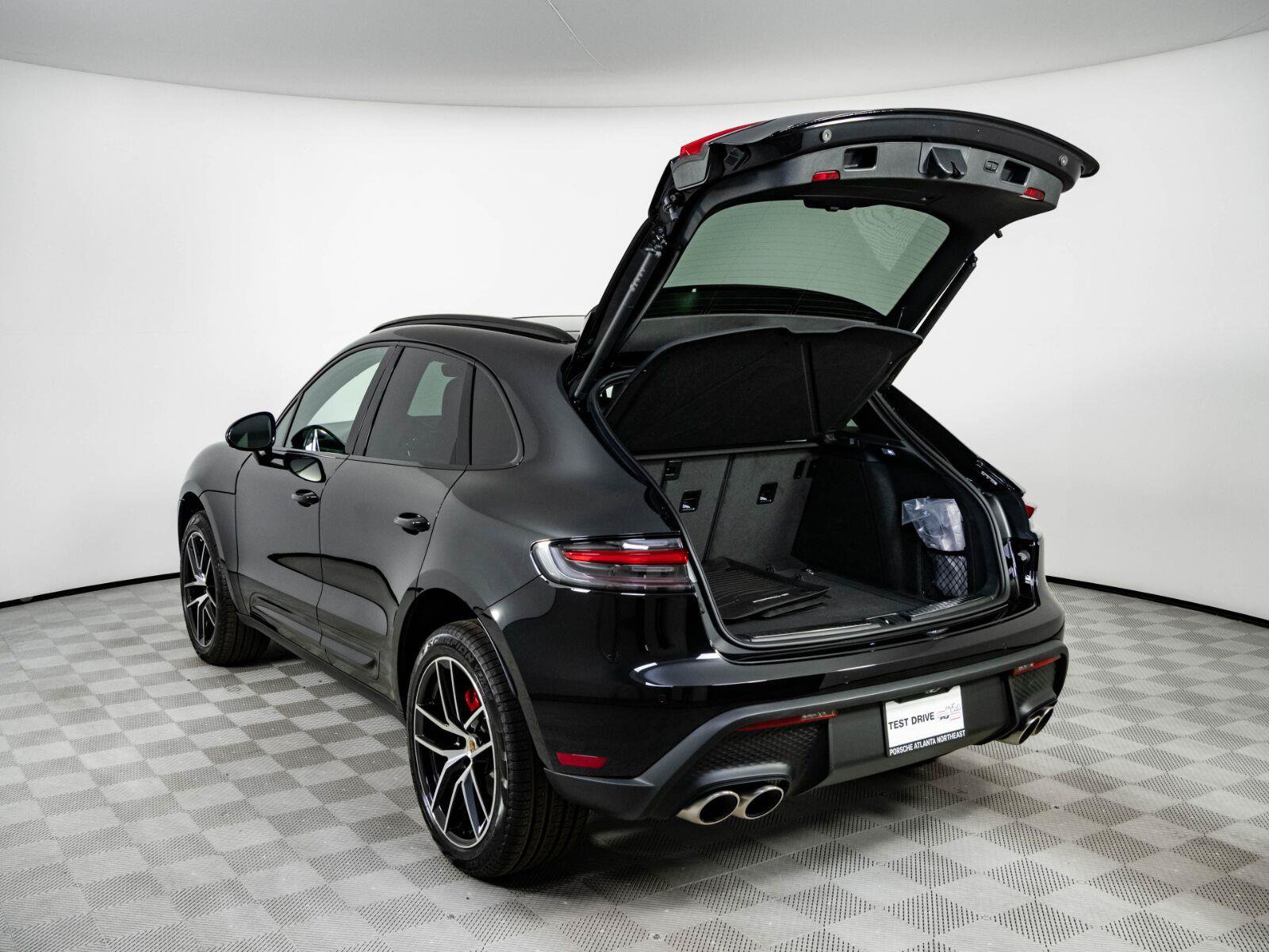 New 2026 Porsche Macan S AWD/4WD image 33
