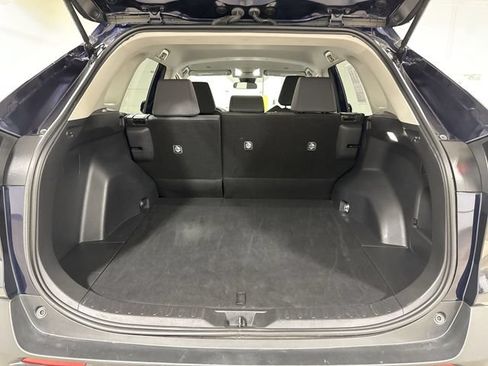 Used 2025 Toyota RAV4 XLE AWD/4WD image 23