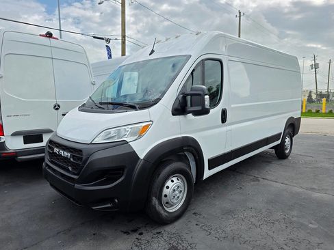 Used 2023 RAM ProMaster 2500 image 27