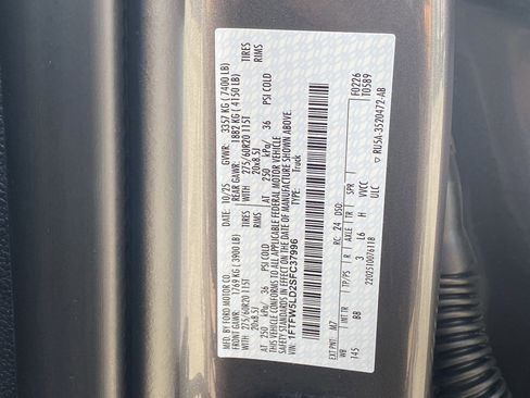 Used 2025 Ford F150 Lariat w/ Equipment Group 501A Mid image 34