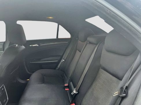 Used 2022 Chrysler 300 Touring w/ Sport Appearance Package RWD image 22