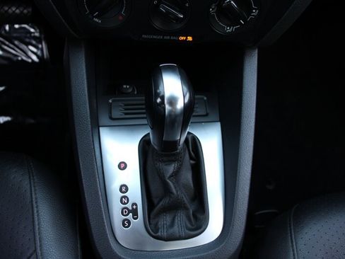 Used 2014 Volkswagen Jetta SE image 8