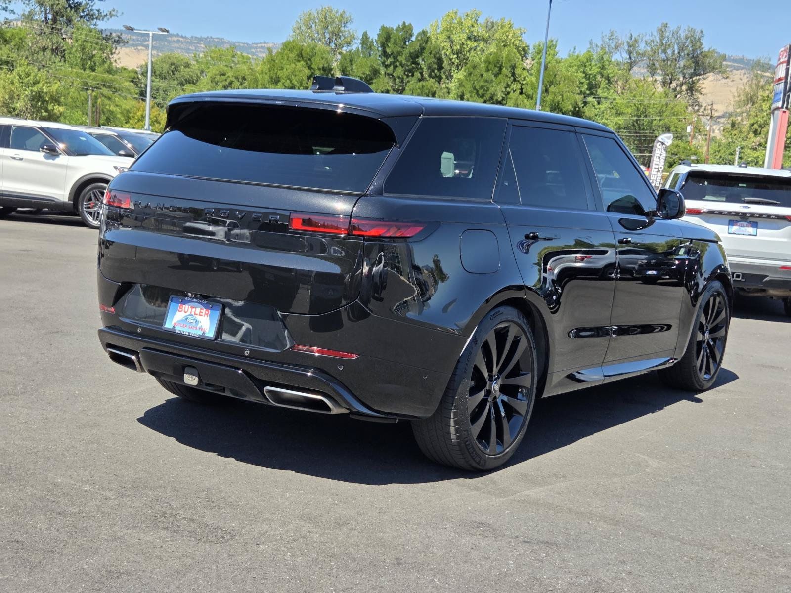 Used 2025 Land Rover Range Rover Sport Dynamic SE AWD/4WD image 5