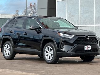 New 2025 Toyota RAV4 LE video 2