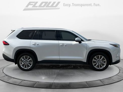 Used 2024 Toyota Grand Highlander Platinum image 10