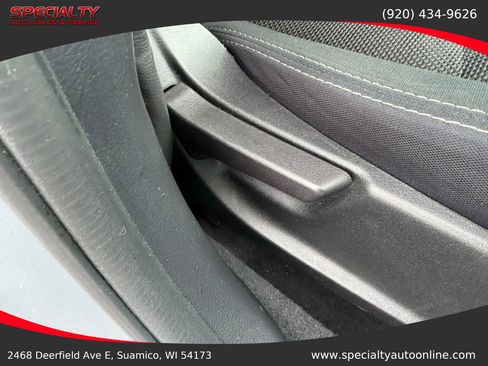 Used 2015 Subaru Crosstrek 2.0i Premium image 31