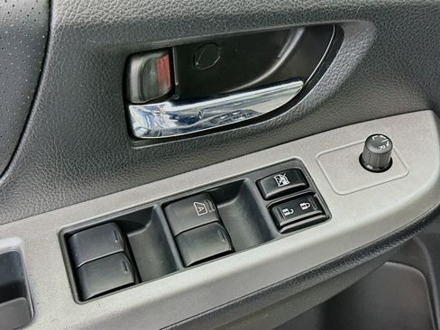 Used 2014 Subaru Crosstrek Touring AWD/4WD image 18