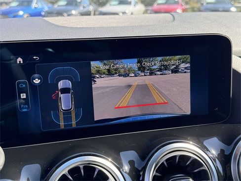 Certified 2025 Mercedes-Benz GLA 250 4MATIC image 28