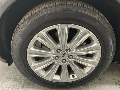 Used 2022 Ford Explorer Limited w/ Hybrid Equipment Group 310A image 11