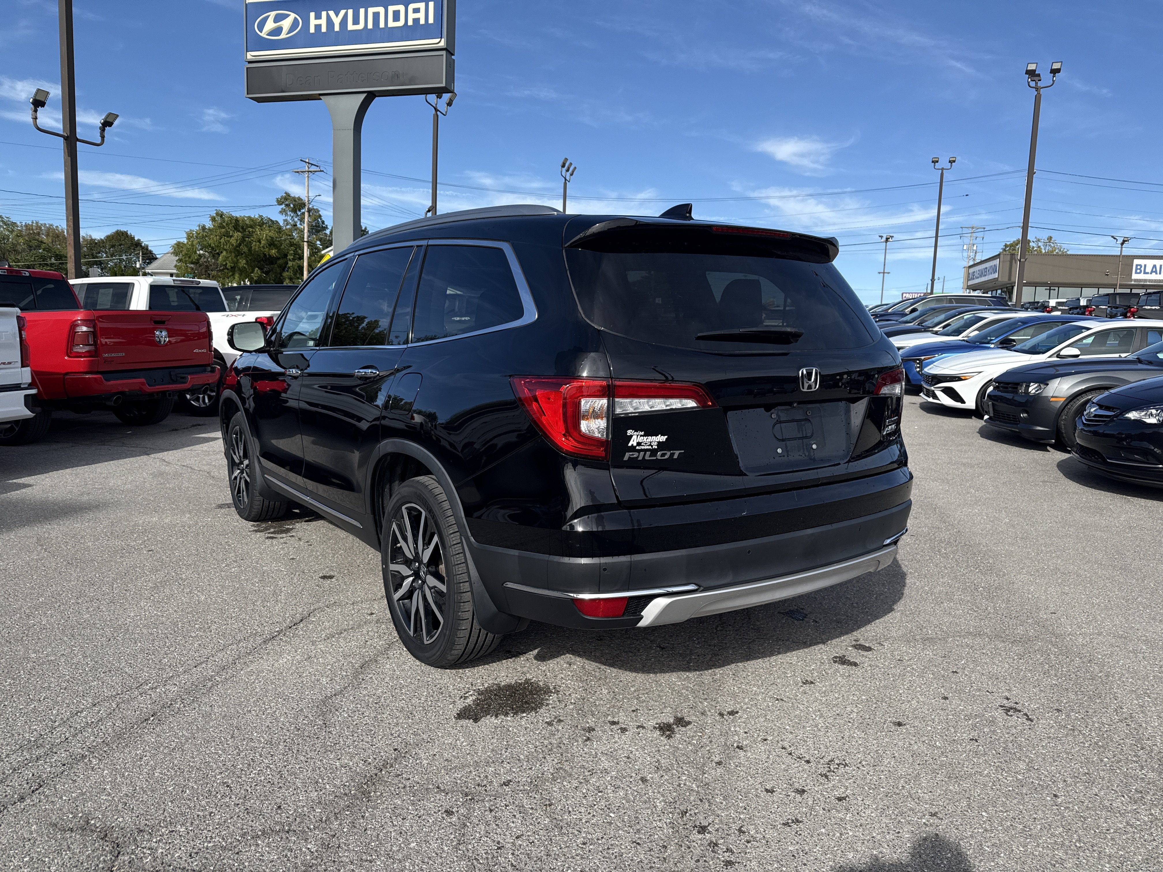 Used 2022 Honda Pilot Touring image 7