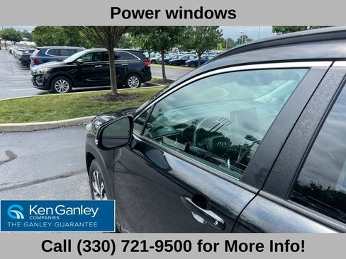 Used 2023 Toyota Corolla Cross XLE w/ Convenience Package FWD image 24