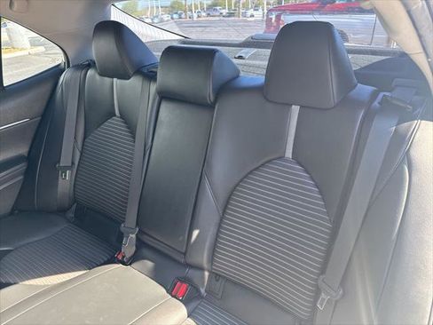 Certified 2022 Toyota Camry SE w/ Convenience Package image 18