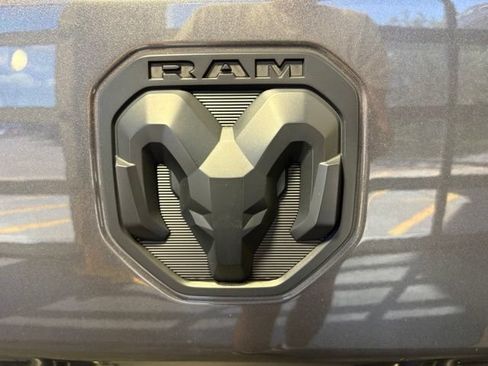 Used 2020 RAM 1500 Big Horn AWD/4WD image 13