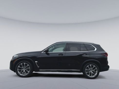 New 2026 BMW X5 xDrive50e AWD/4WD image 8