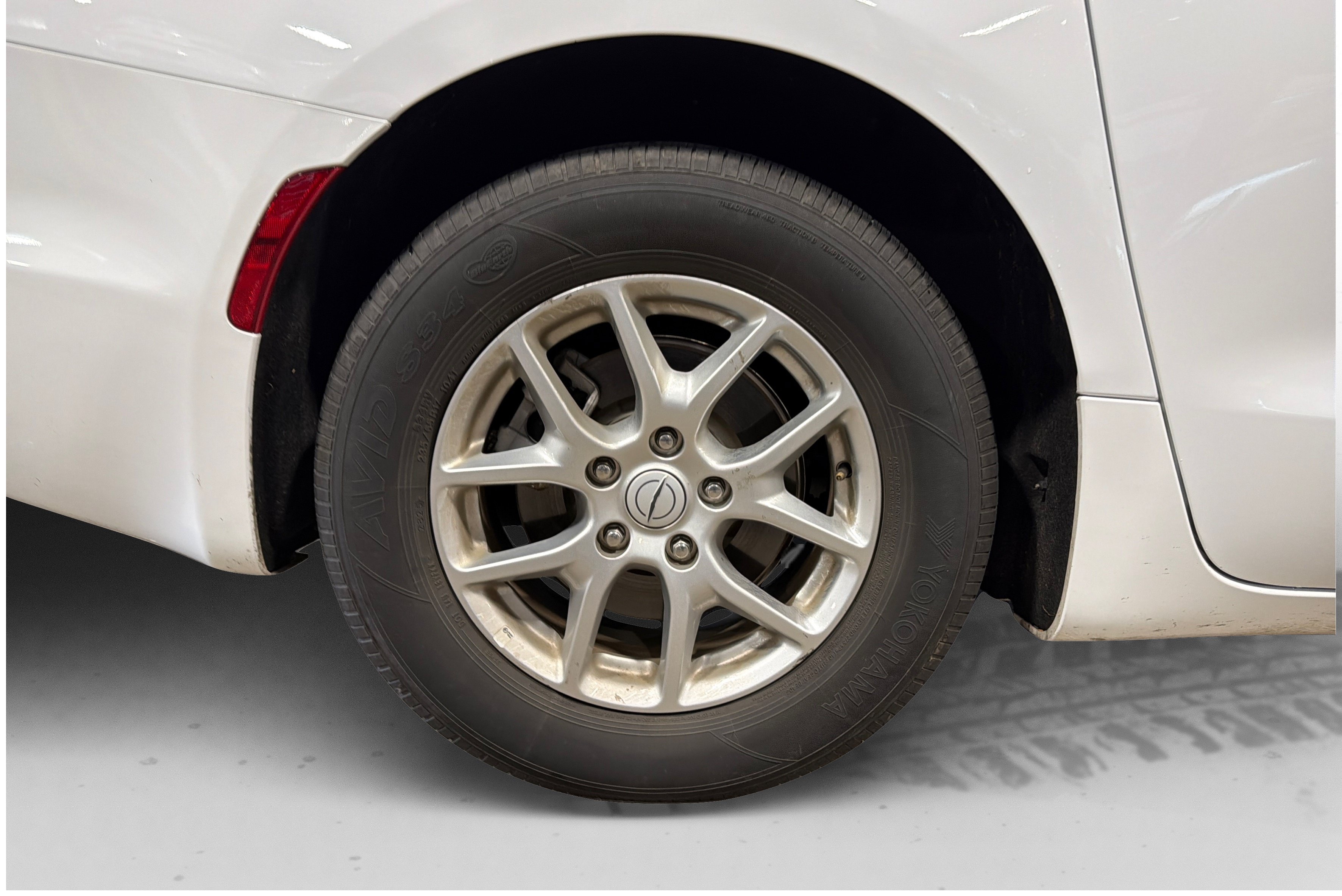 Used 2026 Chrysler Pacifica Select FWD image 48