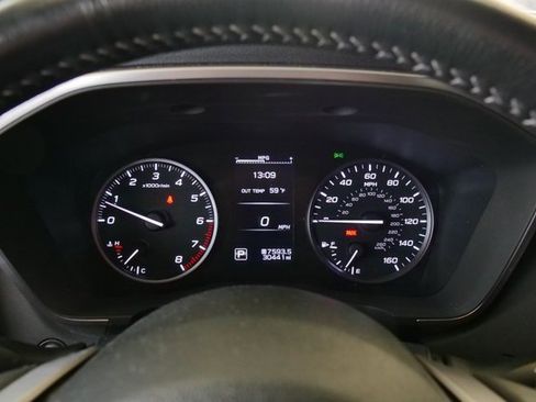 Used 2023 Subaru Ascent Premium w/ Convenience Package image 21