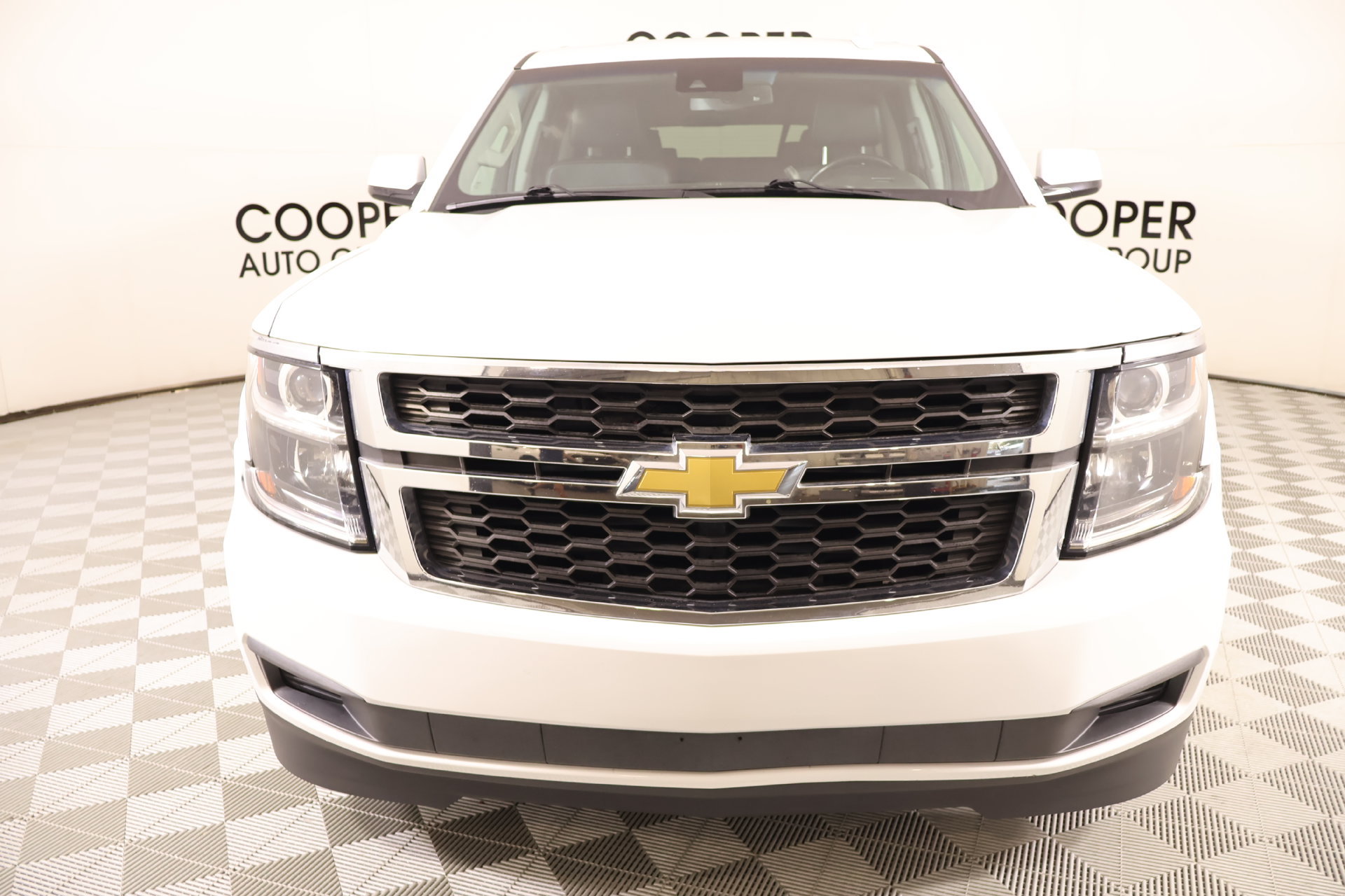 Used 2020 Chevrolet Suburban LT AWD/4WD image 9