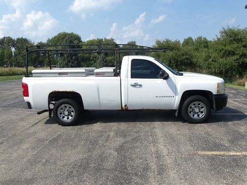 Used 2008 Chevrolet Silverado 1500 W/T image 2
