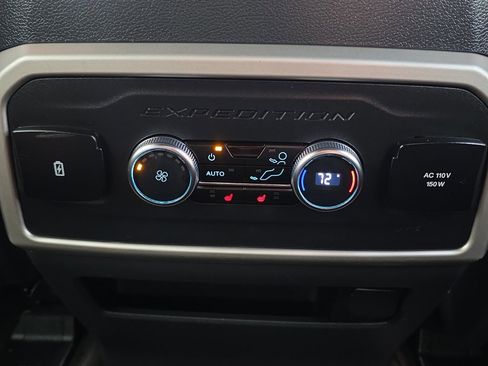 Used 2023 Ford Expedition Limited image 36