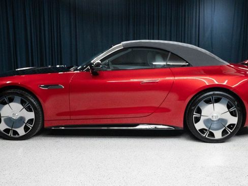 New 2026 Mercedes-Benz Maybach SL 680 image 8
