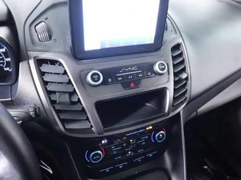 Used 2022 Ford Transit Connect XLT FWD image 15