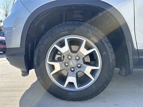 Used 2023 Honda Passport TrailSport image 4