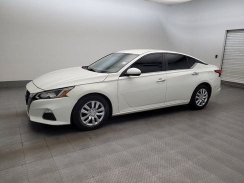Used 2020 Nissan Altima 2.5 S FWD image 2