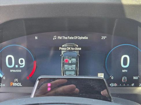 Used 2025 Ford Explorer ST-Line w/ ST-Line Street Pack image 11