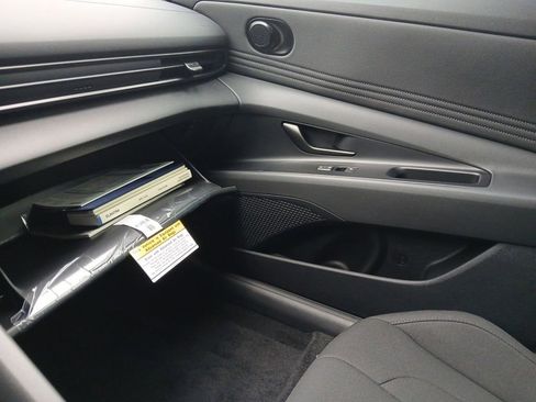 New 2026 Hyundai Elantra Sport FWD image 22