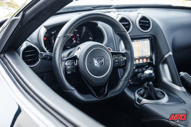 Used 2017 Dodge Viper SRT-10 RWD image 7