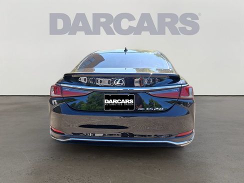 Used 2023 Lexus ES 250 w/ Premium Package AWD/4WD image 6