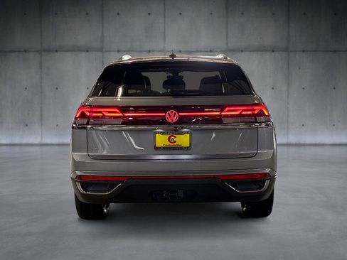 New 2026 Volkswagen Atlas Cross Sport SE FWD image 4