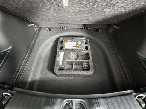 New 2026 Jeep Compass Latitude image 30