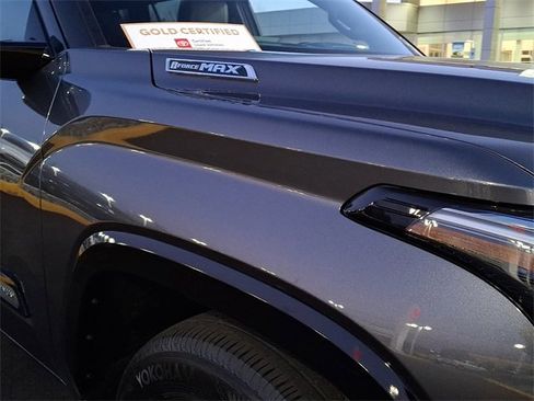 Certified 2023 Toyota Sequoia Platinum image 11